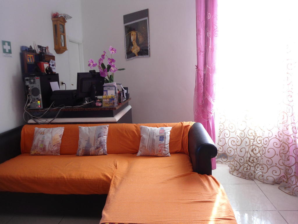 Hotel Houston Livorno - Struttura Esclusivamente Turistica - Not For Business Or Workers מראה חיצוני תמונה