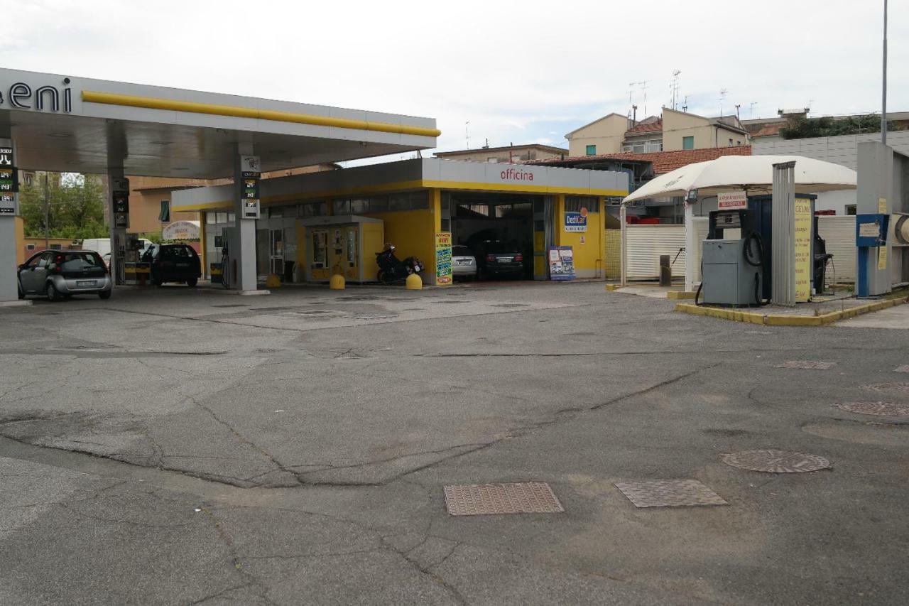 Hotel Houston Livorno - Struttura Esclusivamente Turistica - Not For Business Or Workers מראה חיצוני תמונה