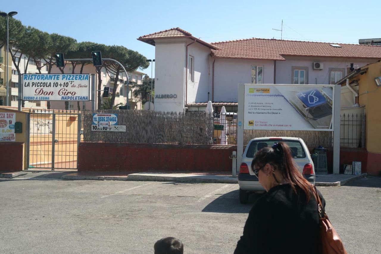 Hotel Houston Livorno - Struttura Esclusivamente Turistica - Not For Business Or Workers מראה חיצוני תמונה