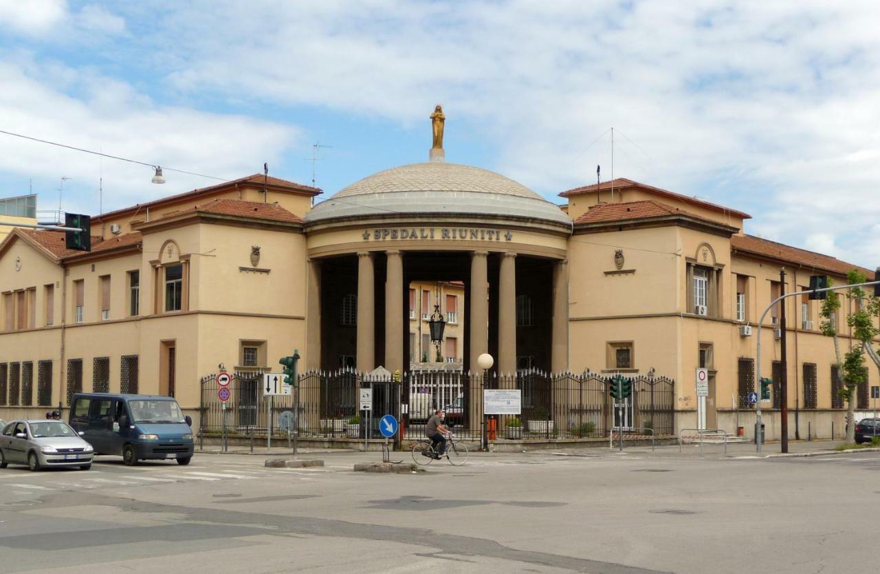 Hotel Houston Livorno - Struttura Esclusivamente Turistica - Not For Business Or Workers מראה חיצוני תמונה